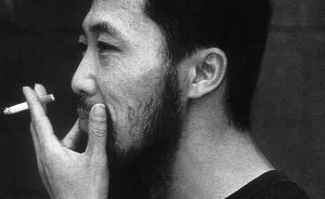 李老十縱身一躍21年后，在上海聽策展人講他的“我與我戰(zhàn)”