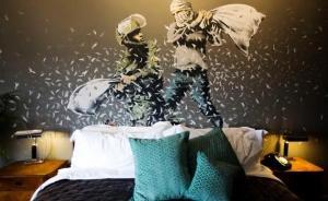 匿名藝術(shù)家班克斯在巴以隔離墻邊開了家酒店！