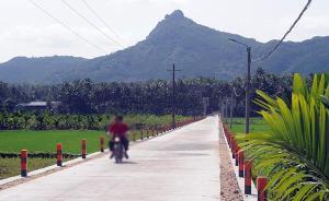 楊娟娟代表：許多農村路面寬度僅3.5米，已成交通“瓶頸”