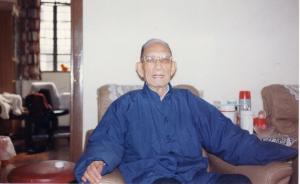 方旭東：牟宗三是一座高山，但并非不可逾越