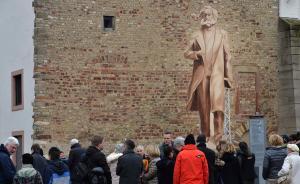 明年是马克思诞辰200年，来自中国的礼物即将落户他的家乡