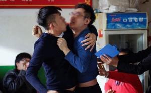 溫州一對(duì)親兄弟小半年沒(méi)見(jiàn)，第一頓飯就大打出手：搶著埋單