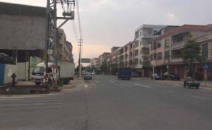 湖北恩施男子?xùn)|莞“勇斗劫匪”被刺身亡，警方正追捕兩嫌疑人