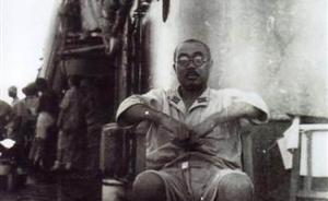 爪哇海戰中英國海軍軍官的絕處逢生