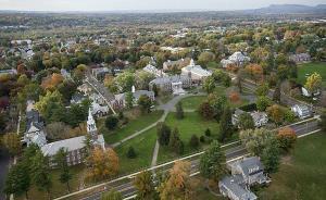 伊萬卡母校曝教職員工性侵丑聞：數(shù)十學生受害，校方從未報警