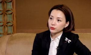 董卿：每天睡前一小时阅读，雷打不动