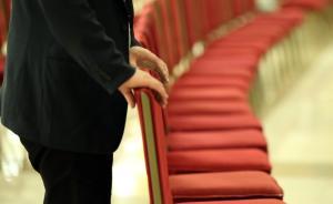 為什么很多領(lǐng)導(dǎo)干部任前公示除了注明籍貫，還要寫上出生地？