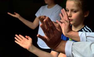 新华社评中国武术：有人打着武术旗号，做欺诈行骗的营生