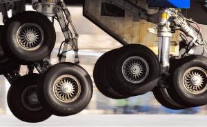 乌鲁木齐航空一飞往郑州航班发生机轮脱落：系正常落地后发现