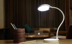 央视：读写台灯护眼标志滥用，检测项目全符合样品不到2%