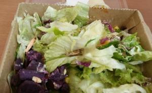 全家便利店驚現(xiàn)老鼠后又曝便當吃出飛蛾，有關部門已介入調查