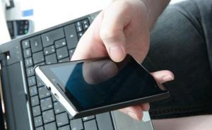 湖南嘉禾男子顺手将一则谣言转进微信群引发传播，被拘7日