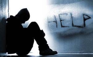 俄通過法律欲制止網(wǎng)上教唆自殺行為：青少年自殺率去年增六成