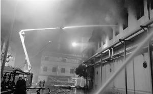 杭州消防员救火6小时错过外婆临终电话：外婆把他从小带大