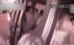 7座车塞进32人!盐城一客车上路被查