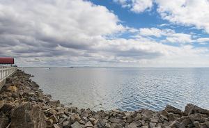 中國(guó)第四大淡水湖呼倫湖不敵高溫，湖面一個(gè)月降86平方公里