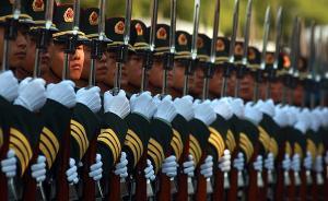 96岁老兵回应“邱少云等战斗英雄是捏造”，解衣亮出四伤疤