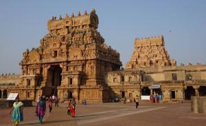 李黎︱微物之神的国度