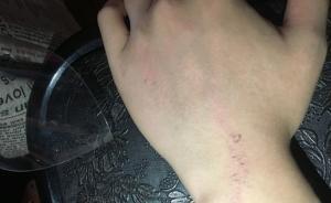 大理古城城管被指殴打卖唱人，官方称双方发生肢体冲突正调查