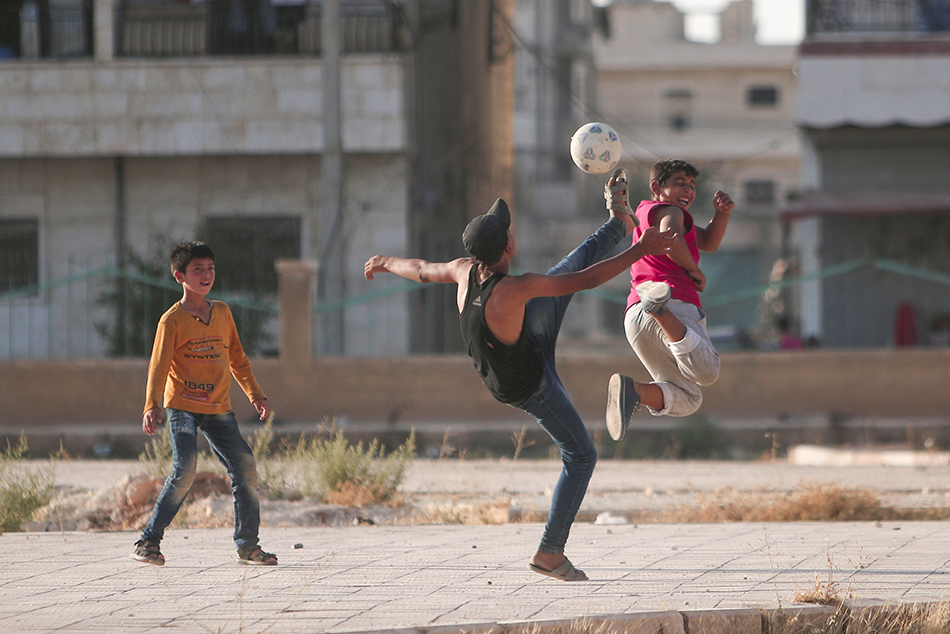 2016-08-09T194649Z_959058799_S1BETUMSGFAA_RTRMADP_3_MIDEAST-CRISIS-MANBIJ