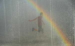 國家氣候中心氣候服務(wù)首席：未來高溫天氣可能一年比一年嚴(yán)重