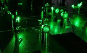 “墨子”升空，實(shí)現(xiàn)量子接力檢驗(yàn)“幽靈般的超距作用”