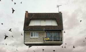 新型房詐騙術(shù)揭秘：以理財(cái)之名專騙老人抵押房產(chǎn)失去房子