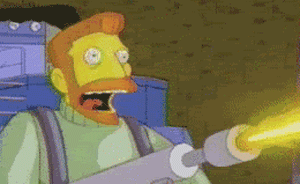 防狼喷火器网上热卖：亲测火腿肠瞬间烧黑，警方提醒谨慎购买