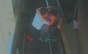 砸玻璃打警察，逃票男大鬧上海地鐵站