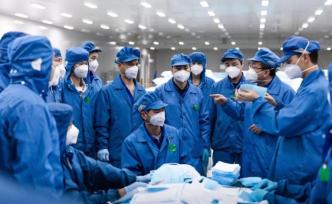 為什么上海能迅速集結(jié)出“抗疫生力軍”？這一緊急立法是關(guān)鍵