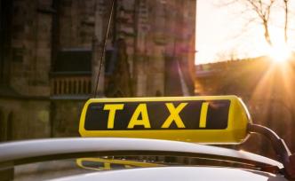 重慶通報春運期間出租車違規(guī)典型案例：有司機超收近兩倍車費