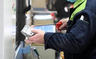 安徽黃山市：堅持外防輸入的同時，全面恢復(fù)正常生產(chǎn)生活秩序