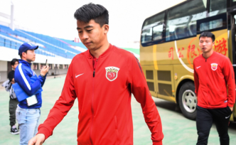 湖北足球最靚的仔！上港新星為家鄉(xiāng)捐款后租借回歸家鄉(xiāng)球隊(duì)！