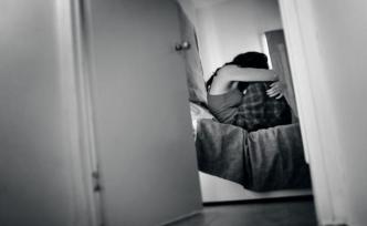 因為疫情焦慮失眠？不妨起來和自己聊聊天