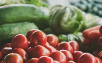 不是所有蔬菜都要放冰箱，這里有一張常見(jiàn)蔬菜儲(chǔ)存表