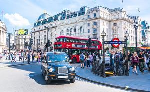 英国成年人无宗教信仰者首次过半，年轻人加速向世俗社会靠拢