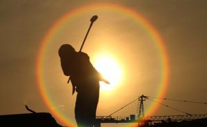 委托無資質(zhì)公司拆遷引發(fā)火災(zāi)，武漢一區(qū)政府被判賠償57萬元