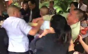 警務室人員制止廣場噪音，被打鼻骨裂