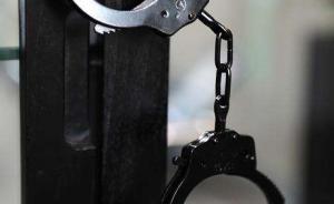 江蘇一女子毆打鄰家4歲女孩被拘留，剛出來又辱罵民警再被拘