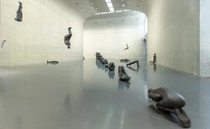 安東尼·葛姆雷雕塑上海展出