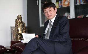 中國夢·申城美｜這位拎大餅的校長，被學生譽為最有魅力教師