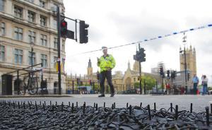 英國警方出新招應對汽車撞人恐襲：可1分鐘內(nèi)部署反撞刺釘網(wǎng)