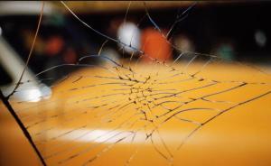 北京一男子横穿二环主路遭小轿车碰撞致死，经检测司机未酒驾