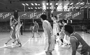 学校体育场馆为何开放少：中小学顾虑安全，高校供需矛盾突出