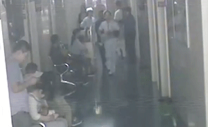 1岁女童喝酸奶窒息，护士狂奔跑赢死神