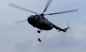 東海艦隊(duì)近百名飛行員演練海上自救生存，多型戰(zhàn)機(jī)協(xié)同參與