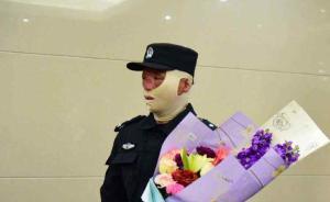 用血肉之躯制服暴徒，中宣部授予张劼“时代楷模”荣誉称号