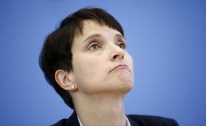 大选后分裂？德极右翼党女党魁突宣布退出党团，同僚一脸惊愕