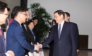 应勇会见上海市获全国卫生计生系统“白求恩奖章”先进代表