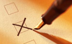 儿子成“失信被执行人”贷款买房受阻，父替子到法院还债致歉